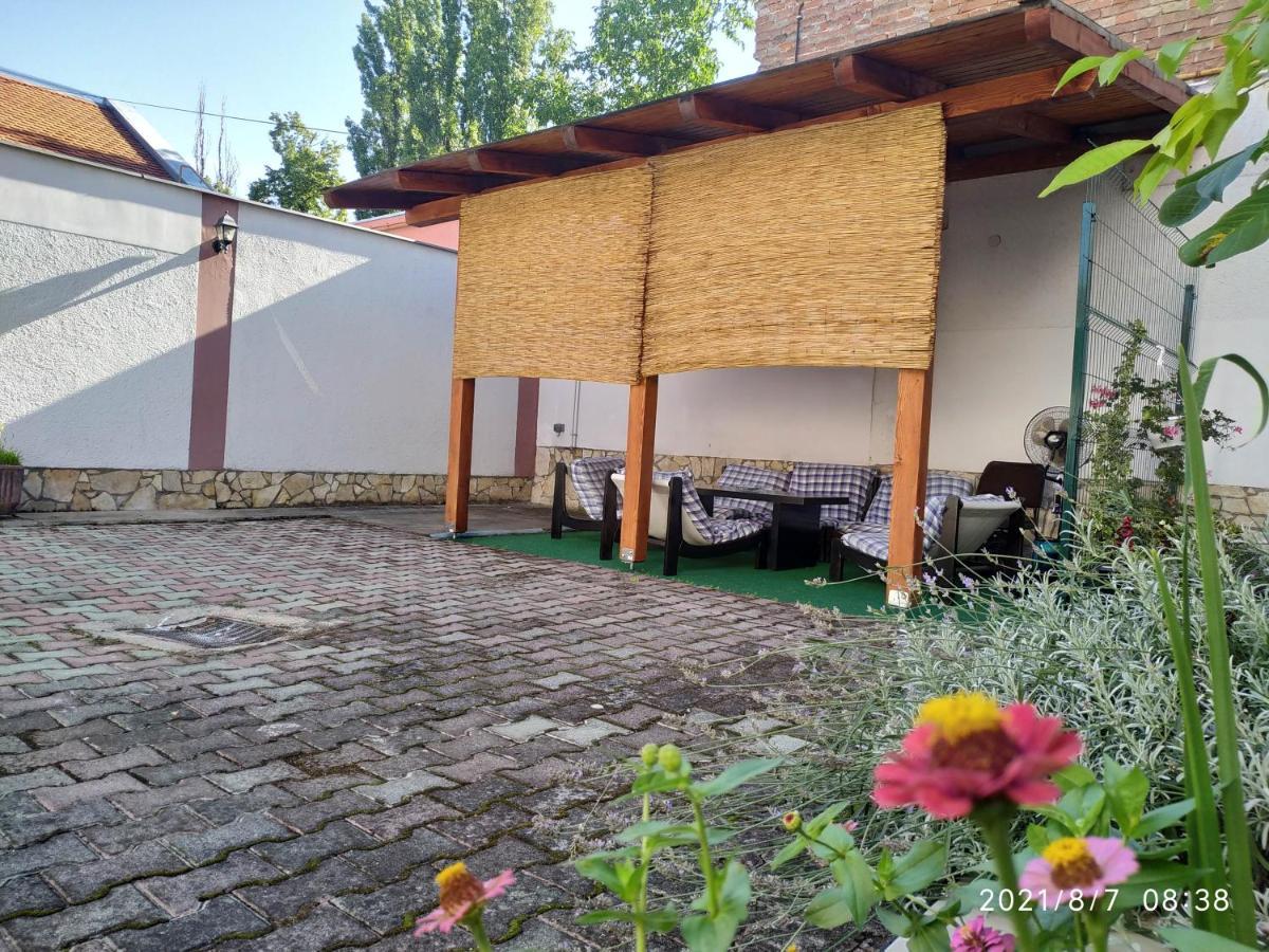 Apartman Tia Ossero Esterno foto
