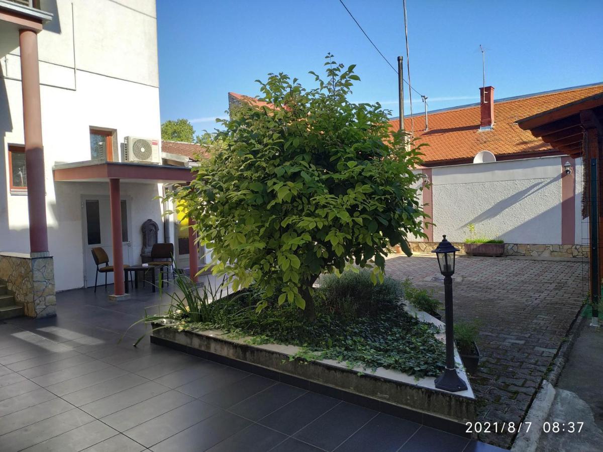 Apartman Tia Ossero Esterno foto